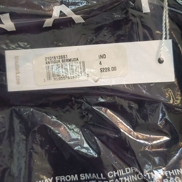 TRINA TURK Antigua Bermuda Short - Picture 5 of 5